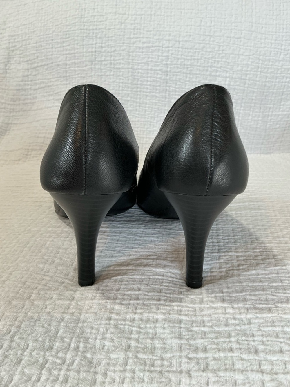 🤎 I Love Comfort Black Leather Peep Toe Shoes 3 1/2 Inch Heels Pumps - Size 8.5 - Picture 5 of 8